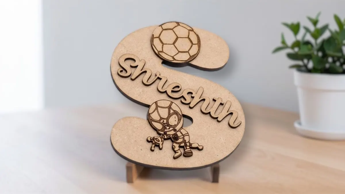 Monogram magnets