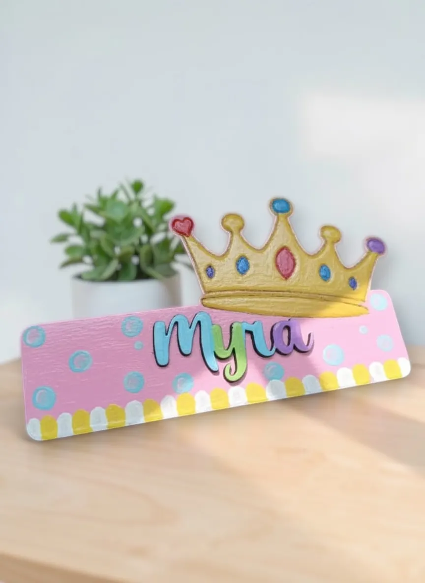 Theme magnets