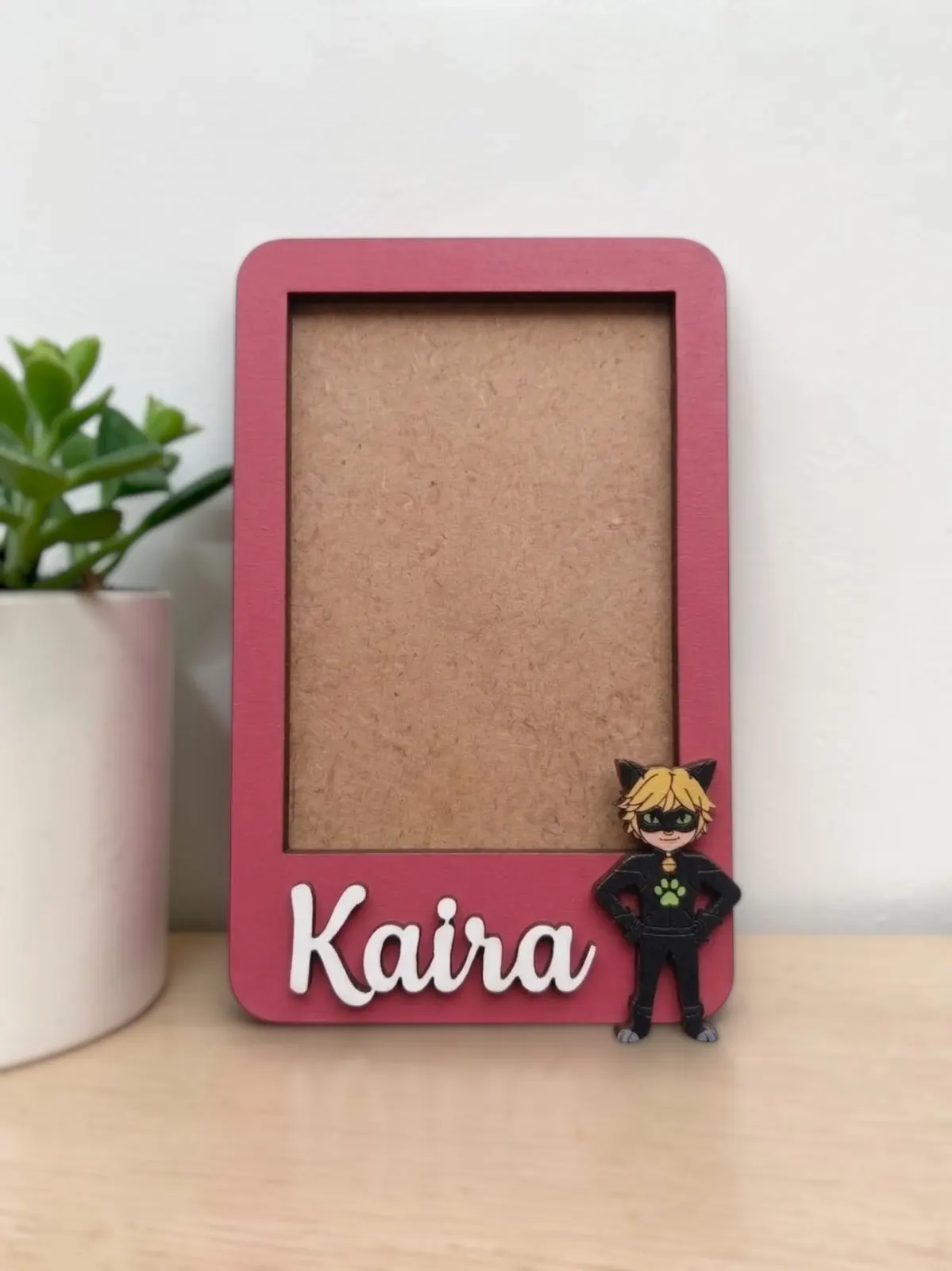 Mobile Pixiewide frame Magnet